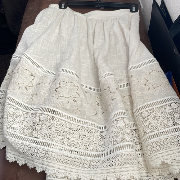 Spell & Gypsy Abagail 🌷Professionally Shorted for Spring 🌷 - Picture 3 of 6